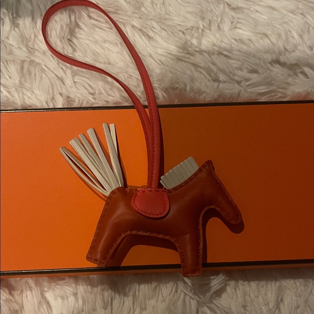 Hermes Rodeo PM size - Picture 2 of 4